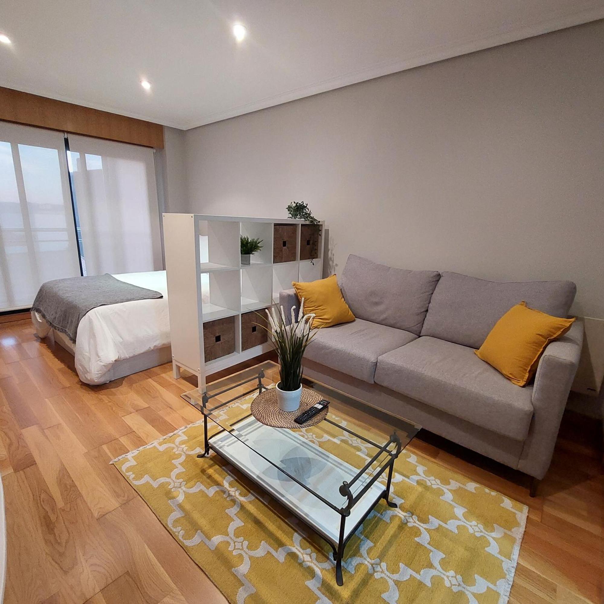 Estudio Centrico Con Garaje Y Vistas Al Mar. Vigo Exterior foto